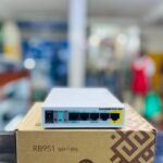 MikroTik RB951Ui-2HnD Wireless SOHO Router
